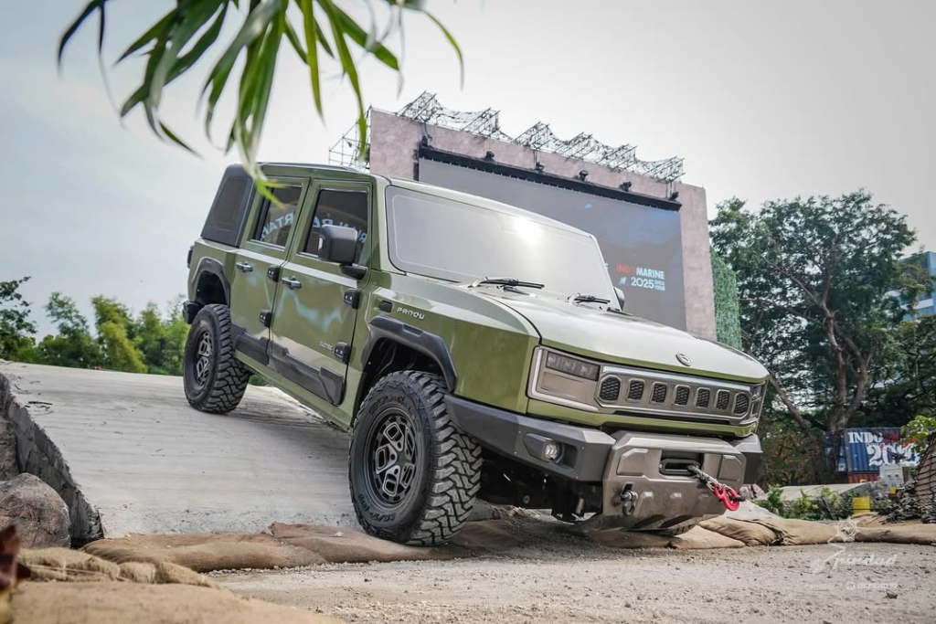 Mobil Taktis Listrik 4x4 PANDU di Indo Defence 2025: Inovasi Baterai & Manuver Ekstrem TNI